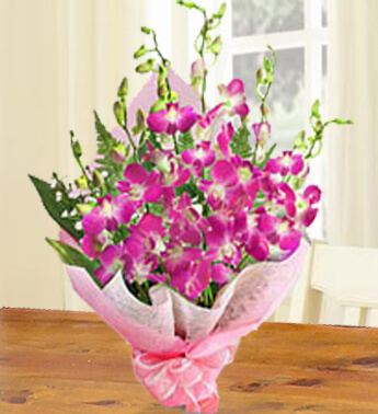 Bunch of 10 Stems of Purple Sonia Orchids with net packing. Sonia Orchids