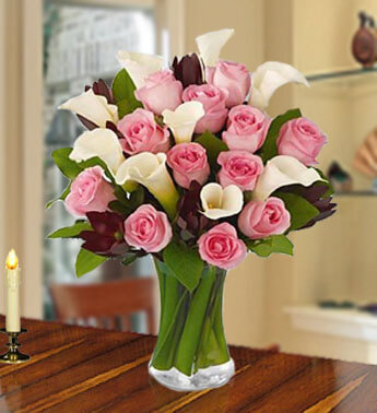 Bunch of 12 Pink Roses and 10 White calla Lilies Ideal Moment